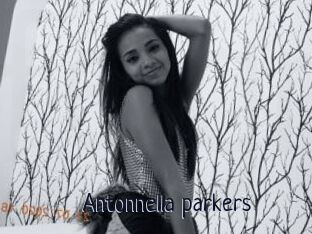 Antonnella_parkers