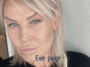 Evie_paige