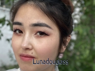 Lunadouglass