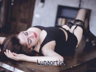 Lunaortisx