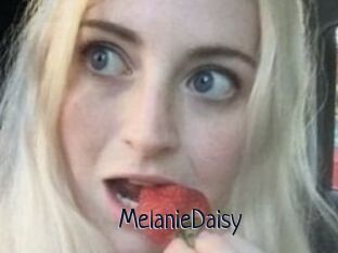 Melanie_Daisy