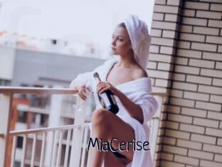 MiaCerise