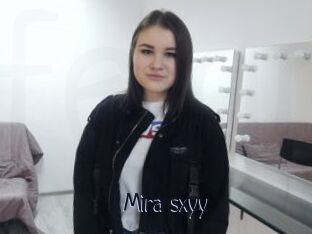 Mira_sxyy