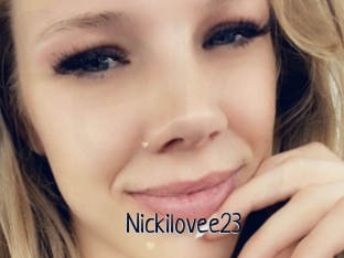 Nickilovee23